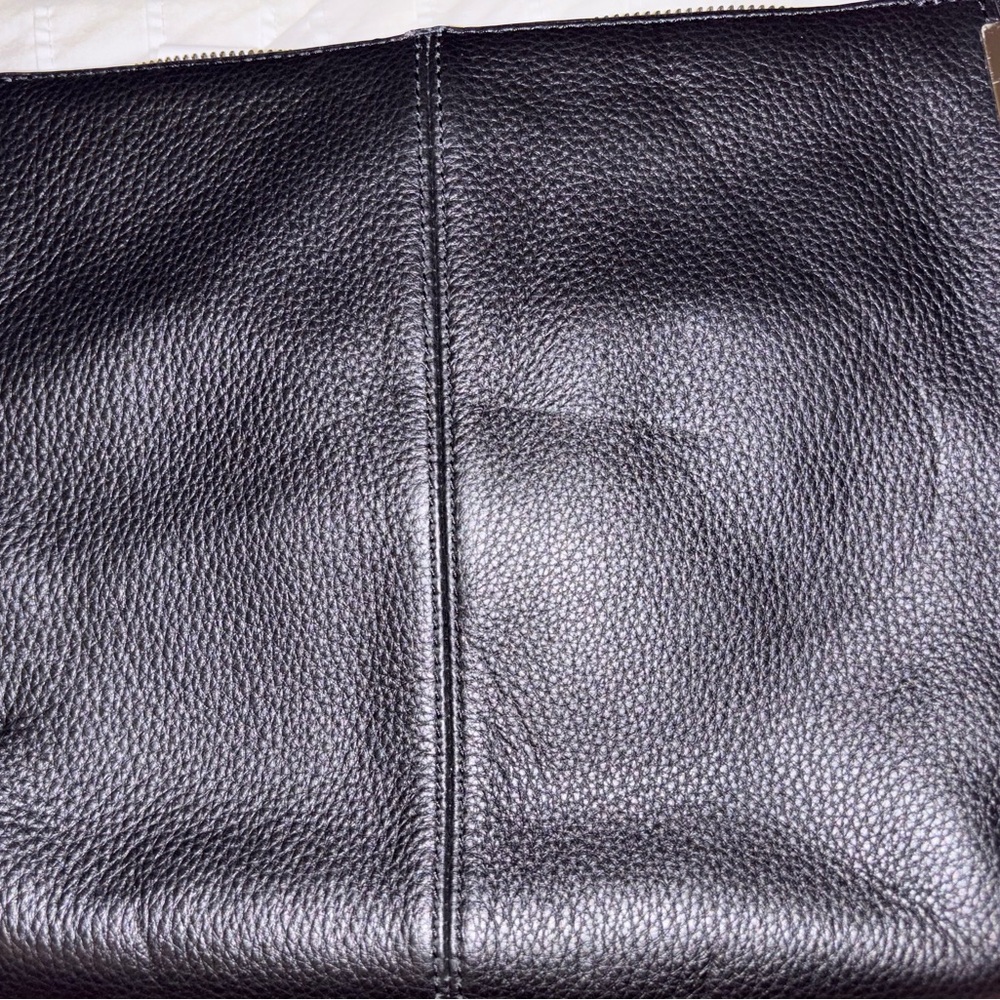 Black Leather Women’s Purse - Picture 13 of 13